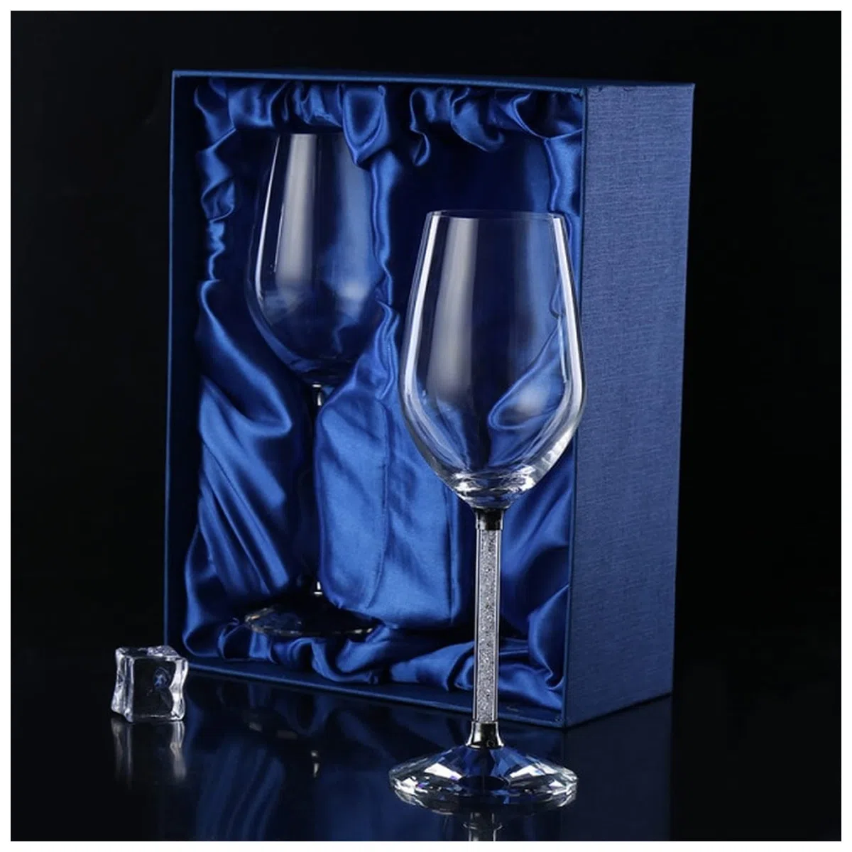 Bicchiere Da Vino Goblet Red Wine Glasses Set Set Salone regalo for uso domestico Stile europeo Piccolo regalo creativo di lusso di lusso di cristallo bicchieri di champagne Bicchiere Da Vino Rosso (