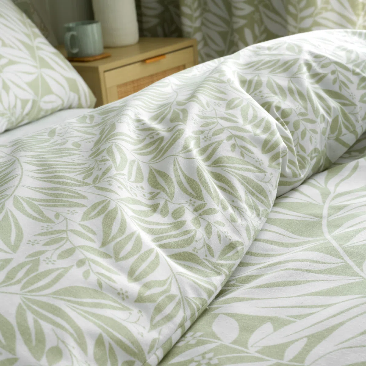 Catherine Lansfield Set copripiumino matrimoniale reversibile con federe verde con foglie di acetosa