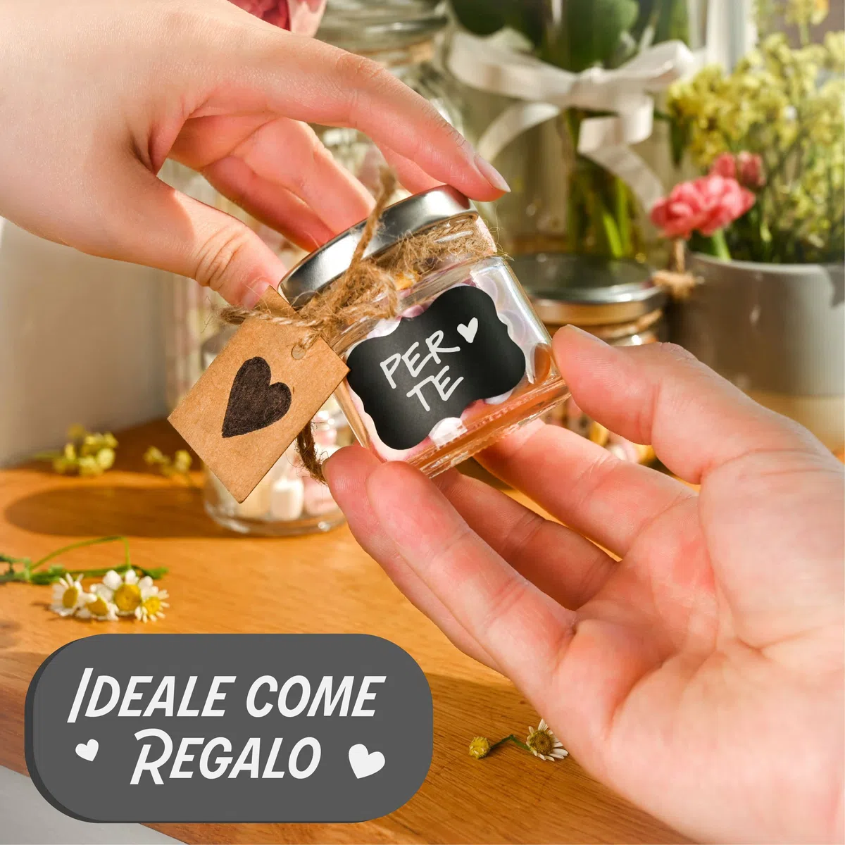Praknu 24 Vasetti di Vetro Piccoli da 50 ml - Con Etichette e Pennarello - Ermetici - Lavabili in Lavastoviglie - Ideali da Regalare