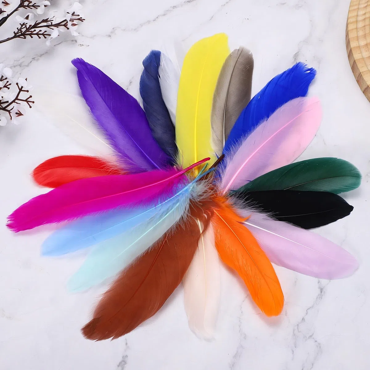 PATIKIL Piume D'Oca Naturali 4-7" All'Ingrosso Per Artigianato, 200 Pezzi Piume Decorative Lunghe Di ricchi colori Per Acchiappasogni Fai Da Te, Cappello， Ghirlande, Blu Scuro