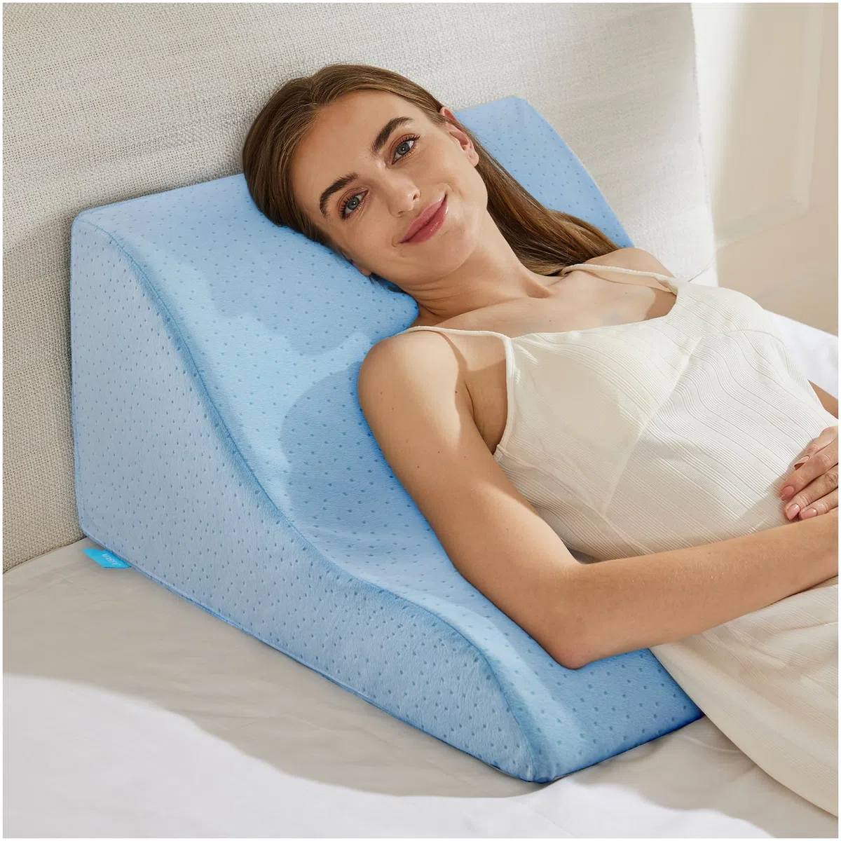 Cuscini da Lettura a Cuneo in Memory Foam | Cuscino Gambe per Letto e Divano | Perfetto per Il Supporto della Schiena Durante Rilassarsi, Giocare, Leggere o Guardare la TV