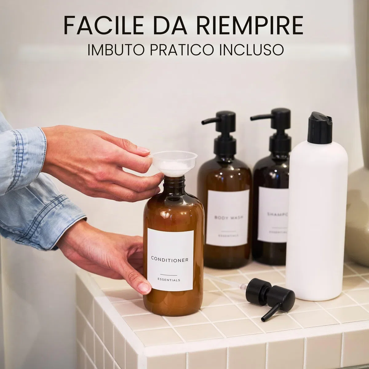 KIBAGA Set di 3 erogatori in PET per shampoo, balsamo e bagnoschiuma, 620 mL, con pompa ed etichette, facile da ricaricare, per un miglioramento istantaneo dell’arredamento del bagno, bianco