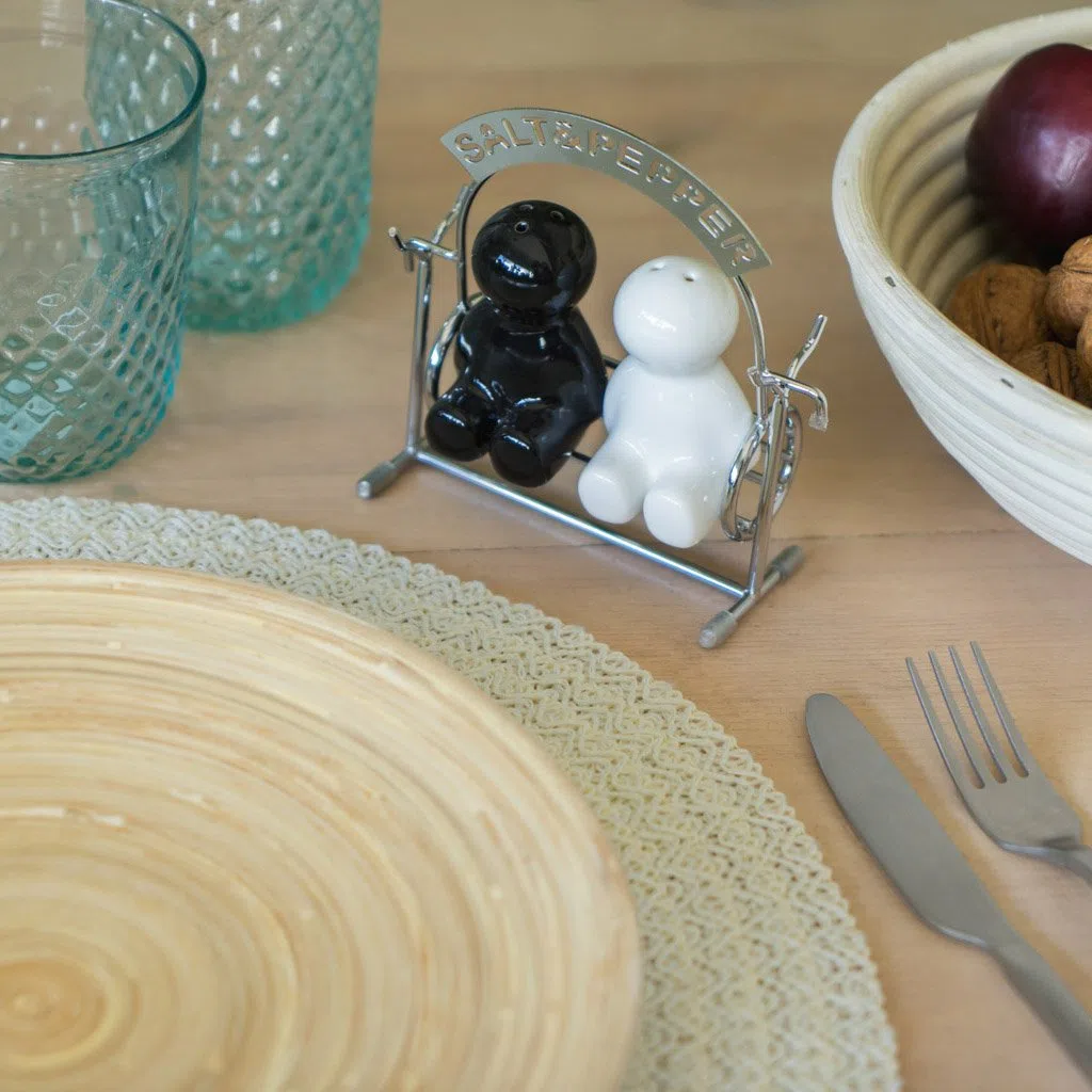 Balvi - Sale e Pepe da tavola. Set dal Design Originale di Sale e Pepe a Forma di Altalena