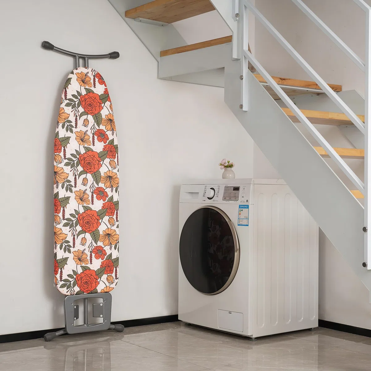 Copriasse da Stiro 125x45cm, Copri ASSE da Stiro Universale con Imbottitura in Feltro Spessa 6mm, Coulisse di Serraggio, Ganci e Chiusure, Stampa Floreale