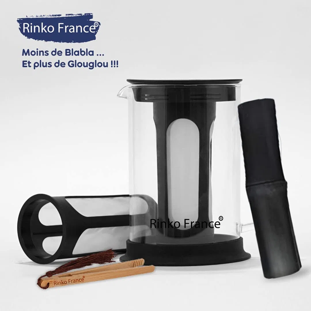 Confezione Caraffa d'acqua filtrante da 1,5 litri con un binchotan di bambù naturale Offert| carbone attivo 100% Bio Purificazione naturale dell'acqua Potabile del rubinetto