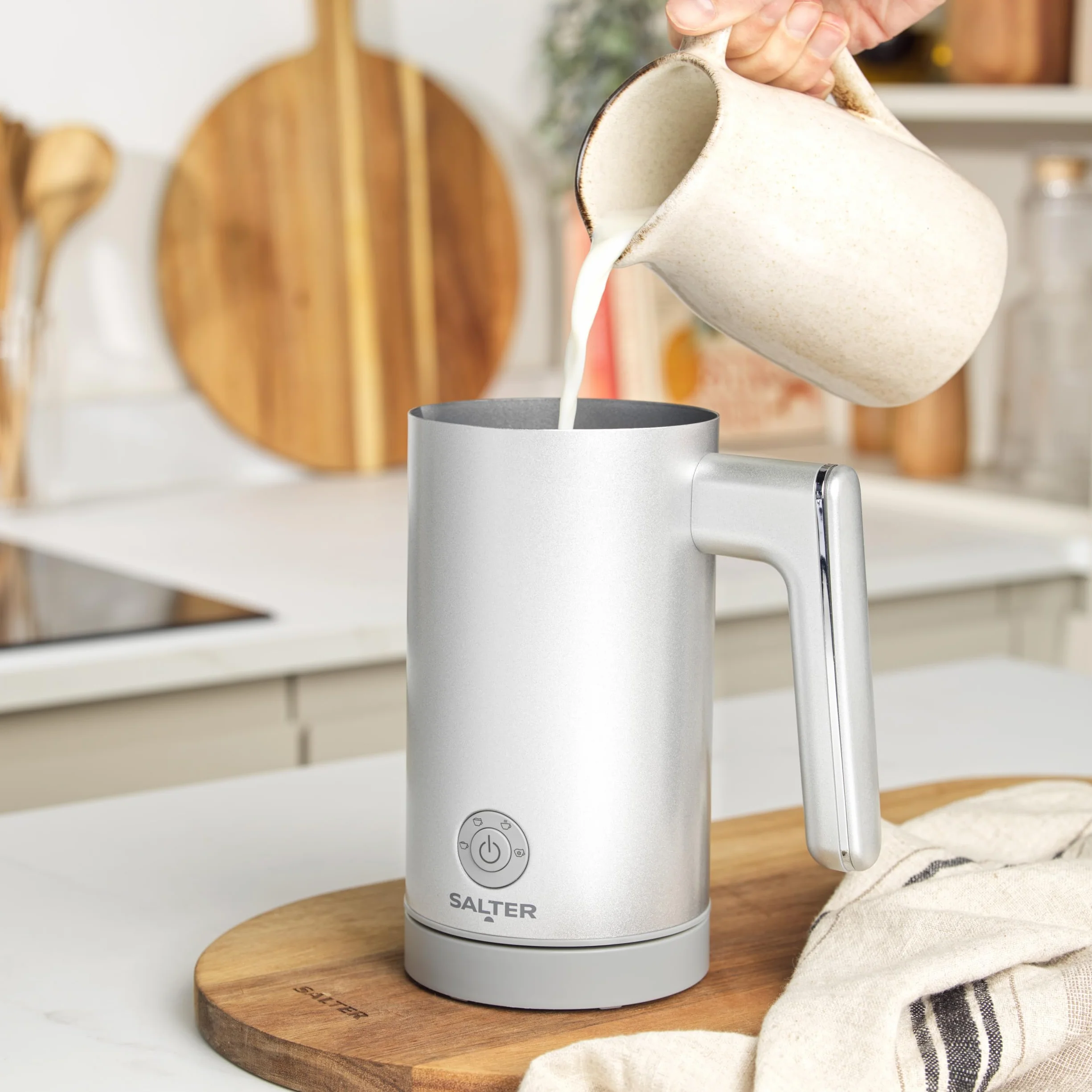 Salter EK6359MMSVDE Aspen Montalatte - Vaporiera elettrica 4 in 1, schiuma di latte calda e fredda, caffè, cappuccino, latte, capacità di schiumatura 150 ml/capacità di riscaldamento 300 ml, 500 W