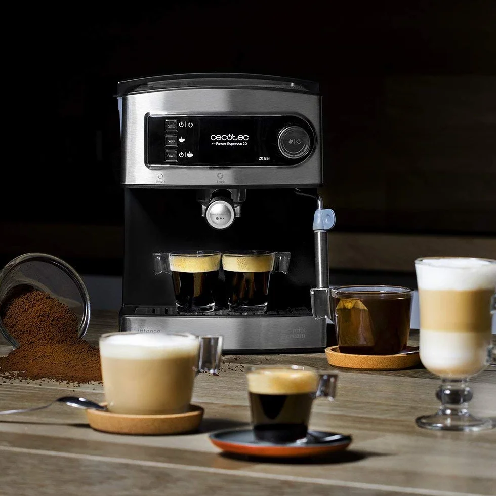 Cecotec Macchina da Caffè Espresso Power Espresso 20. 850 W, Pressione 20 Bar, Serbatoio 1,6 L, Uscita A Doppio Braccio, Vaporizzatore, Superficie A Tazza Calda, Finiture in Acciaio Inox