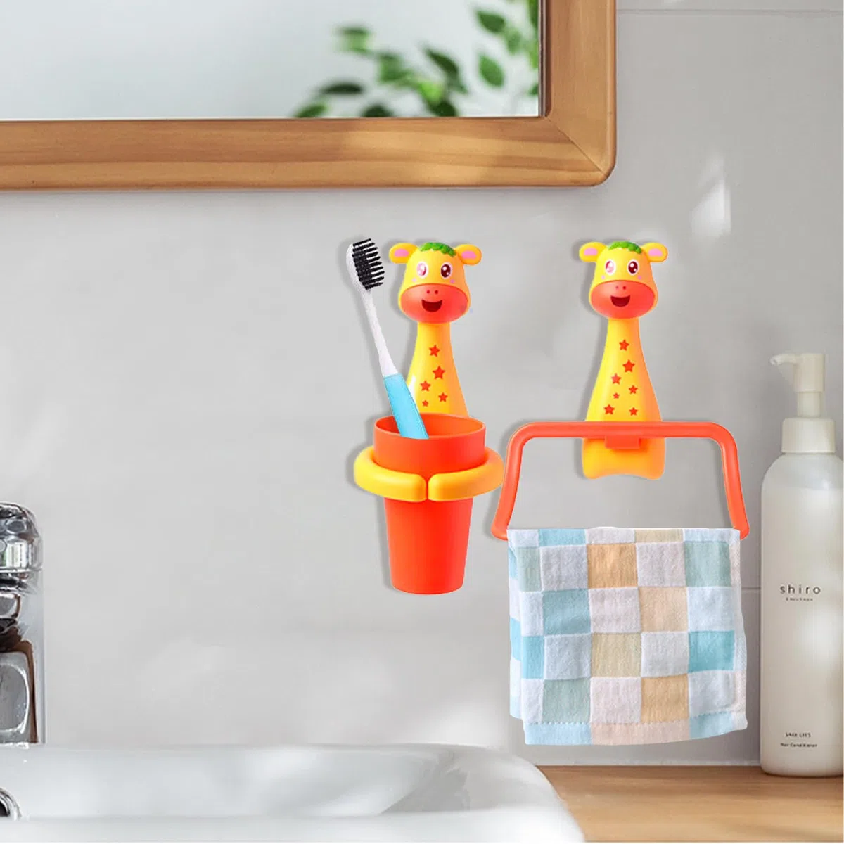 Jauhmui Set di portasciugamani per bambini, design con animali dei cartoni animati, supporto per spazzolino da denti senza forare, pulitore per neonati (giraffa)