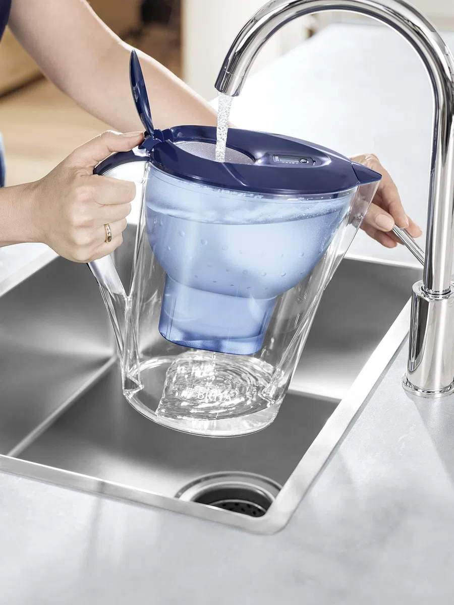 BRITA Caraffa Filtrante Marella XL per acqua, Blu (3.5l) - incl. 1 Filtro MAXTRA+ per la riduzione di cloro, calcare e impurità