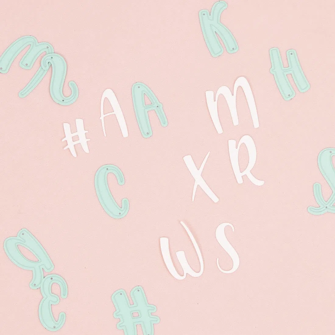 Craftelier - Fustelle essenziali per progetti di scrapbooking e creazioni, artigianato e biglietti | Forma dell'alfabeto - lettere maiuscole | Dimensioni circa 3 cm