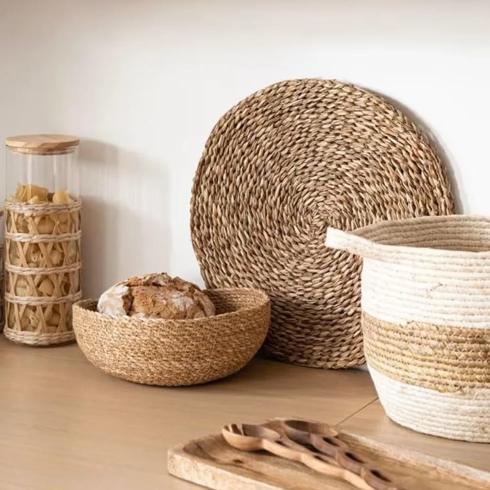 MGE - 4x Tovagliette Rotondi da Tavola - Sotto Piatti da Tavola in Vimini - Set di 4 Tovagliette Pranzo - Sottopiatti Rotondi Eleganti - Sottopiatto Rotondo - Tovagliette Rotonde