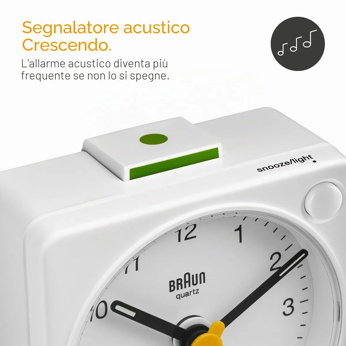 Braun Orologio Sveglia Analogico Classico viaggio con Funzione Snooze e Luce, dimensioni ridotte, Movimento al Quarzo silenzioso, Suono Sveglia Beep con crescendo, colore bianco, modello BC02XW.