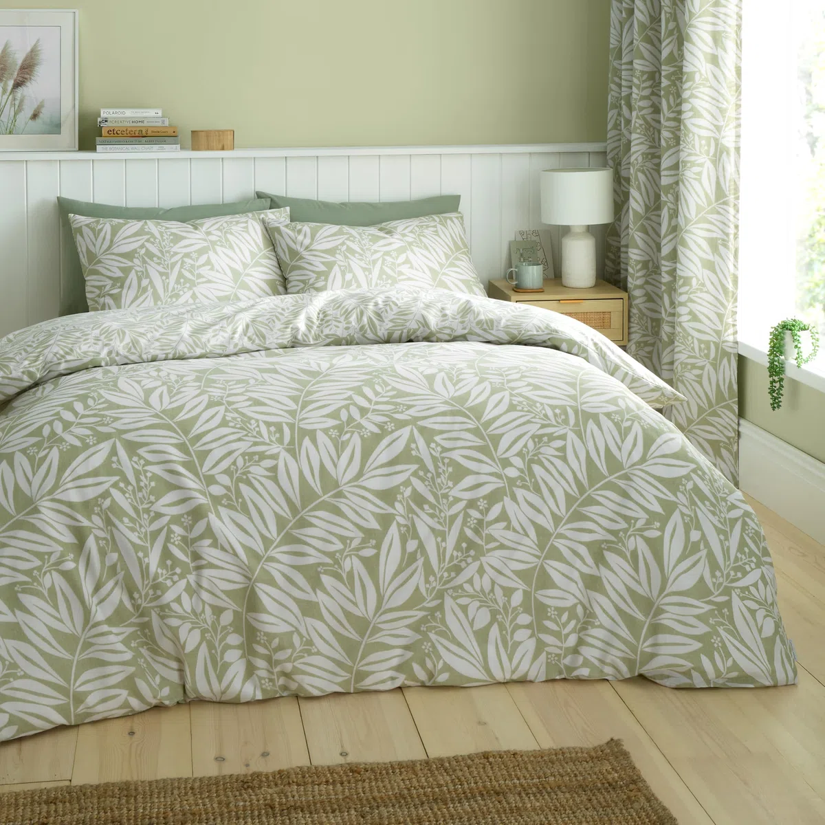 Catherine Lansfield Set copripiumino matrimoniale reversibile con federe verde con foglie di acetosa
