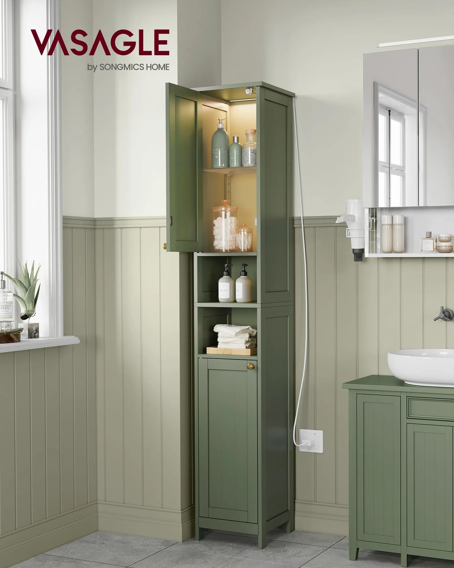 VASAGLE Mobile da Bagno con Luce, Mobiletto da Bagno Salvaspazio, Armadietto da Bagno a Colonna con Ripiani Regolabili, Largo 40 cm, per Piccoli Spazi, Moderno, Verde Foresta BBC766CH03
