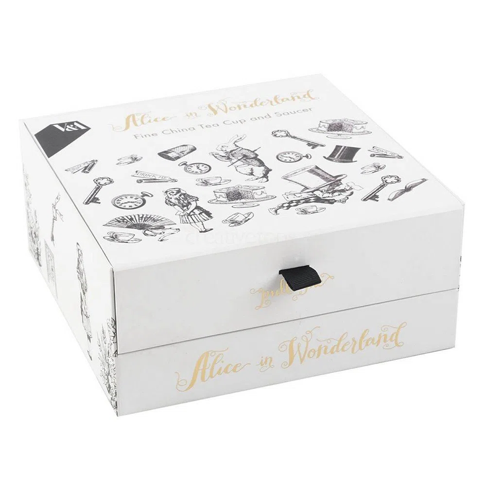 V&A Alice in Wonderland Tazza da tè e Piattino , 210ml (7 fl oz), Bianco