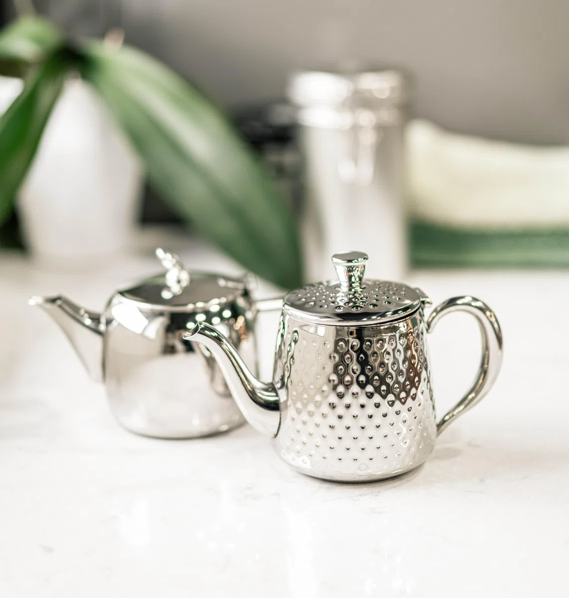 Café Olé SDT-018 - Teiera Sandringham, 500 ml, in acciaio inox 18/10 lucidato a specchio con finitura martellata