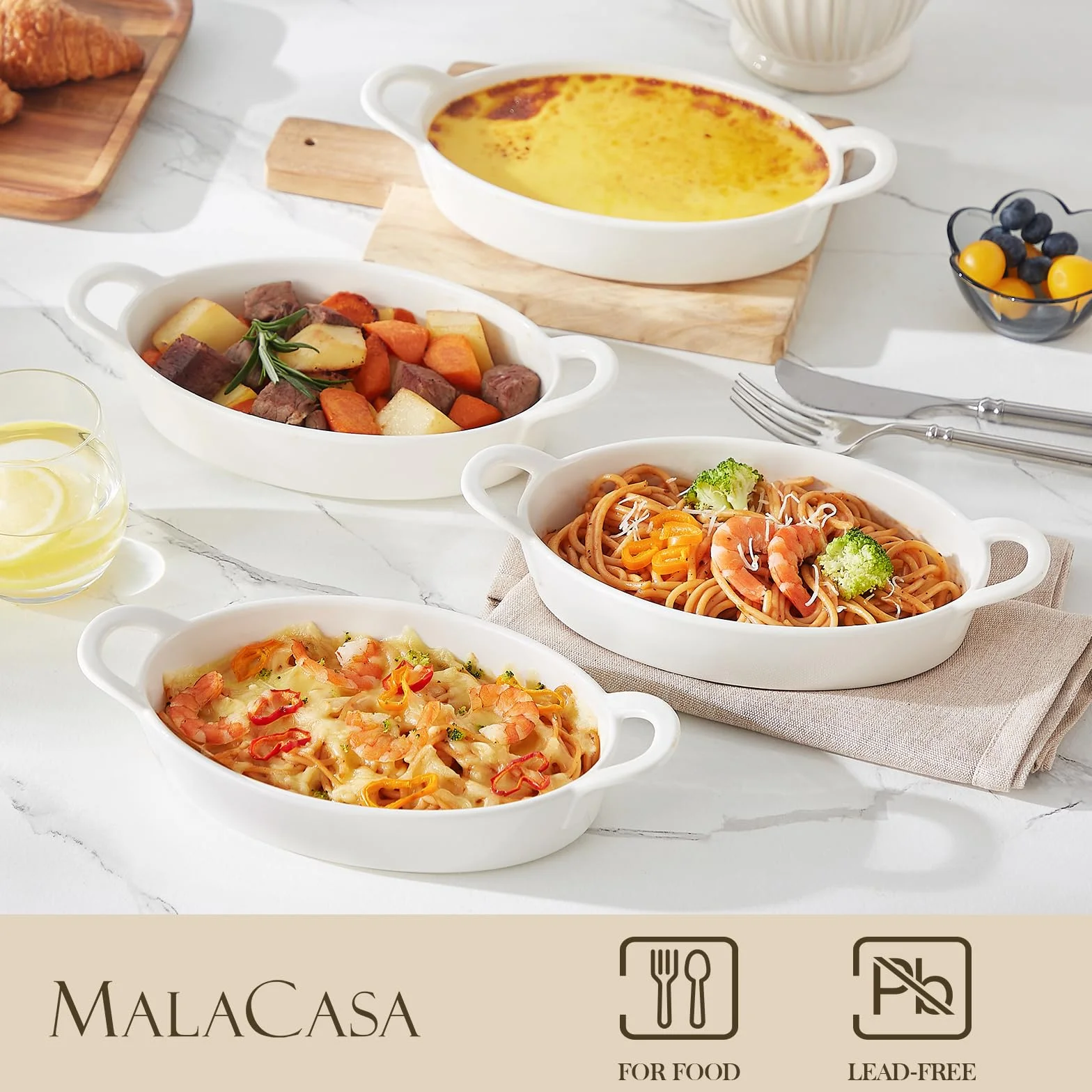 MALACASA Serie BAKE, Set di 4 Pirofile da Forno in Ceramica Ovali, 670ml Piatti da Forno in Ceramica, Cocotte Monoporzione da Forno con Manico per Dessert, Lasagne, Torta - 20,7cm (Bianca)