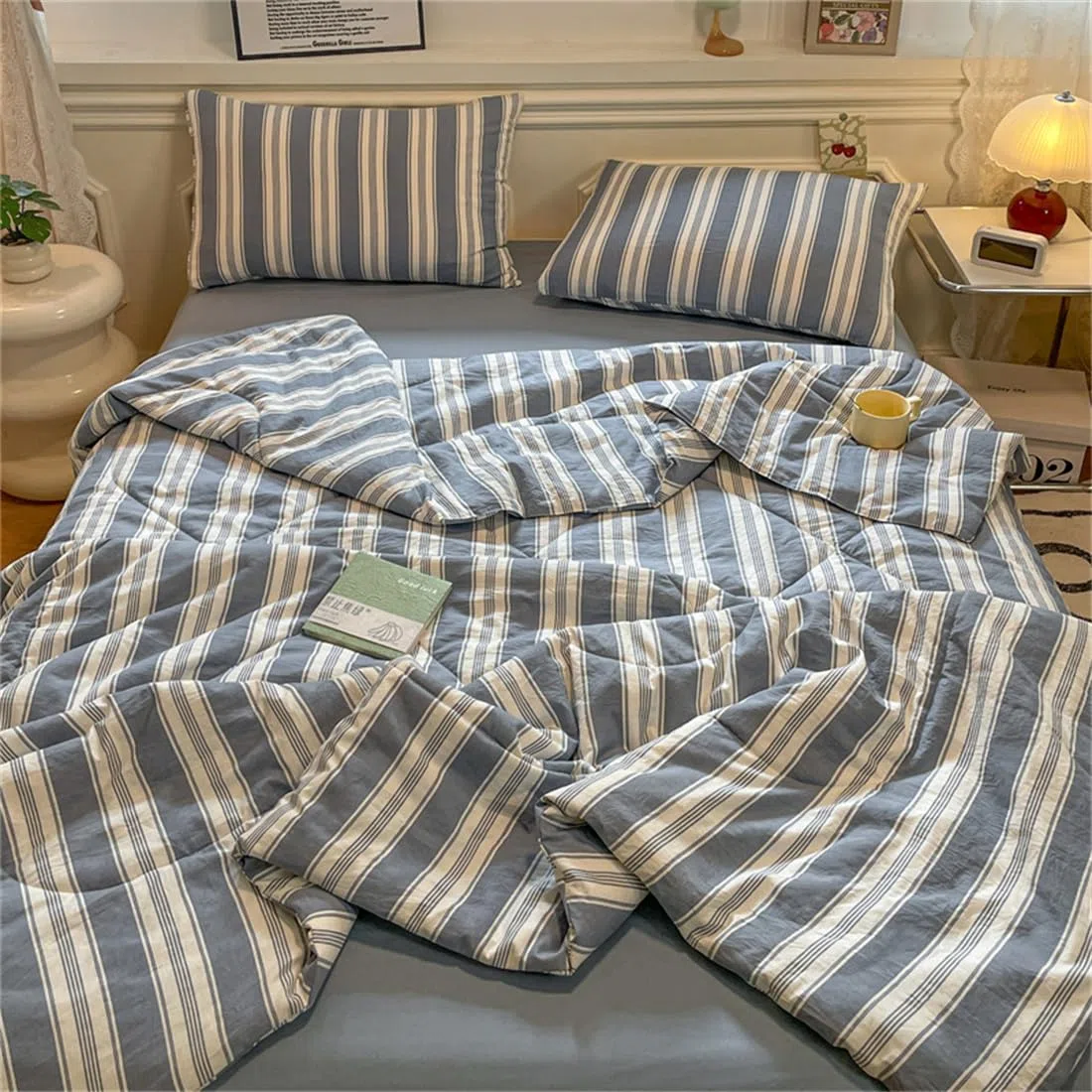 Mateju Moderno Trapuntino Copriletto Singolo Matrimoniale,Copriletto Trapuntato,Trapunta Leggera Estivo Primaverile,Trapunta Estiva Letto Singola (Blu classico,200 * 230cm)