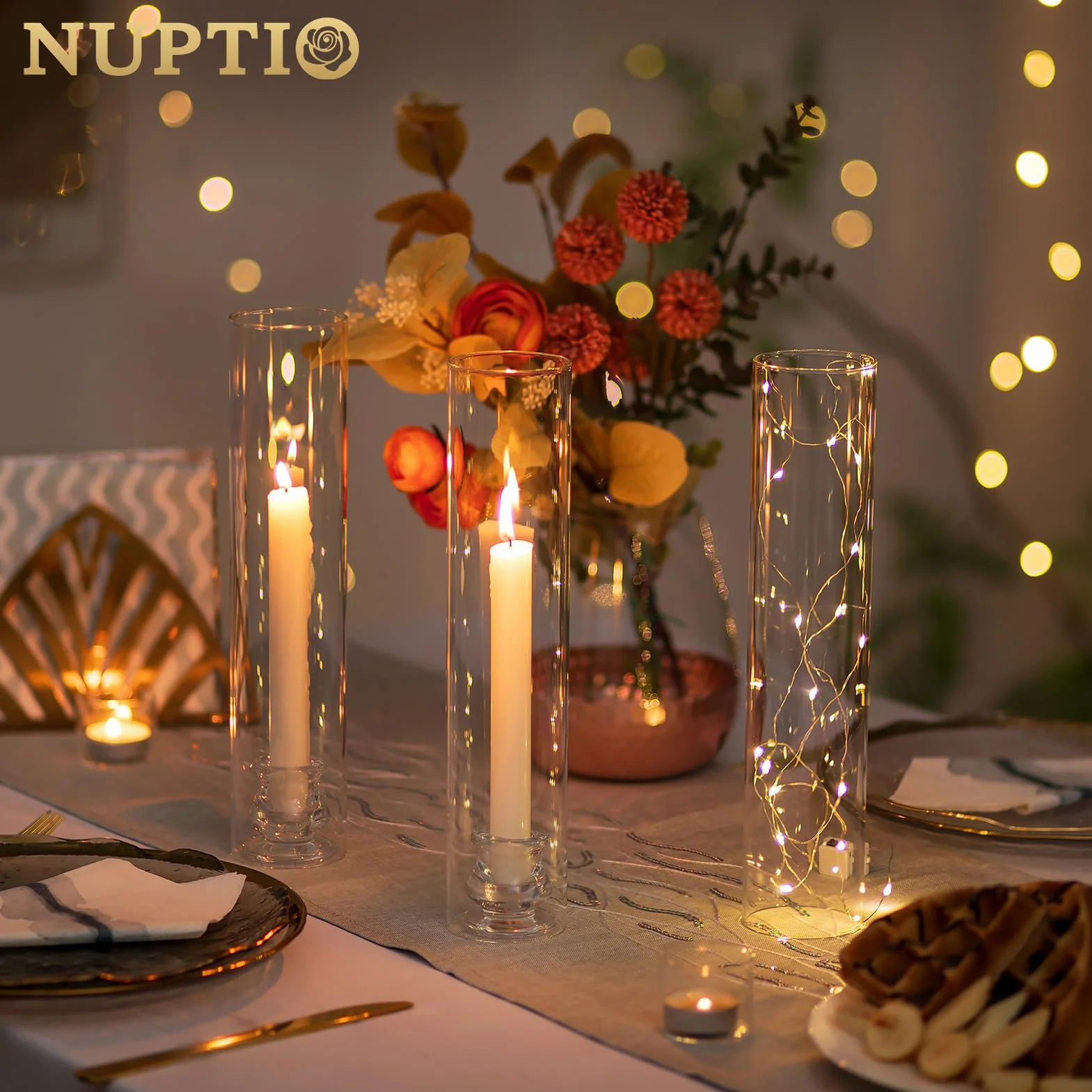 NUPTIO Portacandele In Vetro Set di 2 Portacandele A Uragano Trasparenti Alti 30cm - Portacandele Affusolati con Coperchio A Cilindro Antivento per Caminetto E Sala da Pranzo
