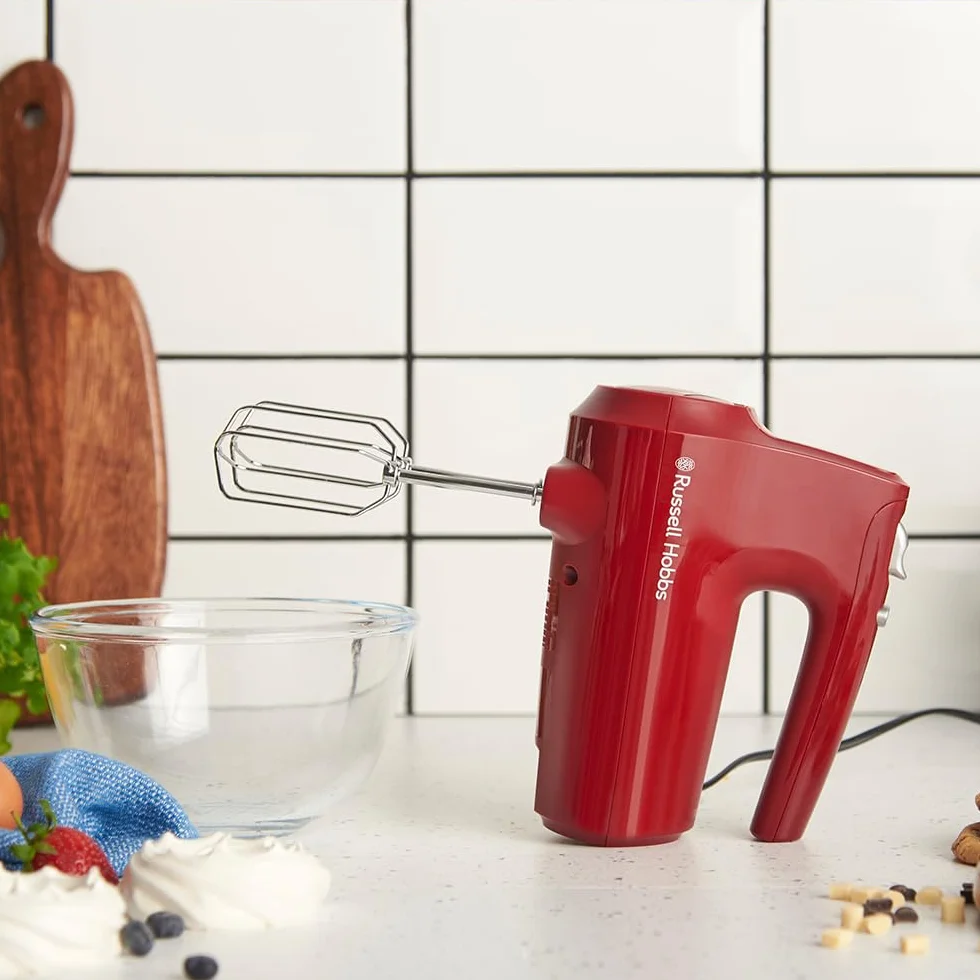 Russell Hobbs Sbattitore Desire Rosso (5 velocità + funzione Pulse, 2 fruste e 2 ganci impastatori cromati lavabili in lavastoviglie, Supporto per ciotola e base d’appoggio, 350W)27152-56