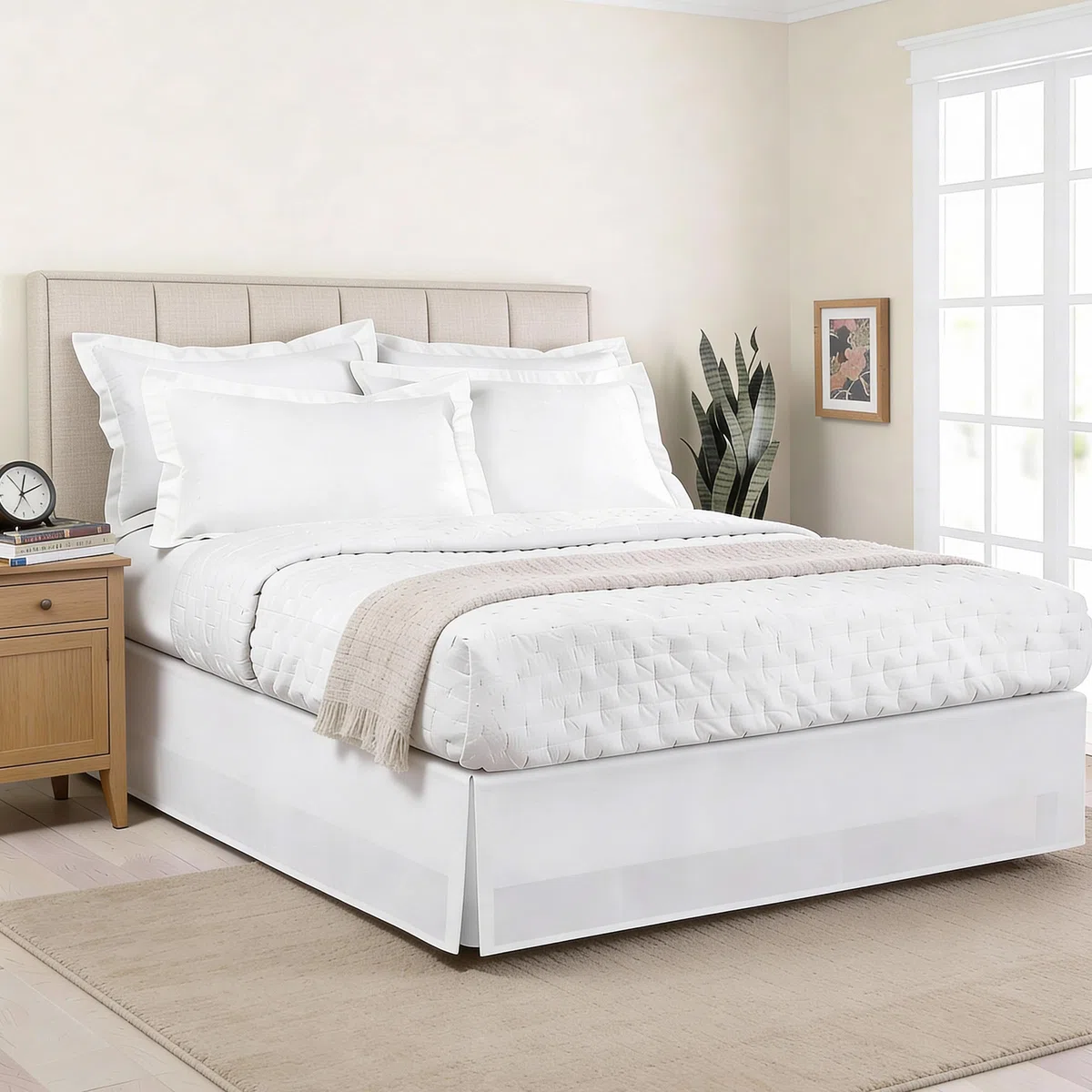 Lux Hotel - Mantovana giroletto in Microfibra, Stile Sartoriale, Lunghezza 35,5 cm, per Letto Matrimoniale, Colore: Bianco