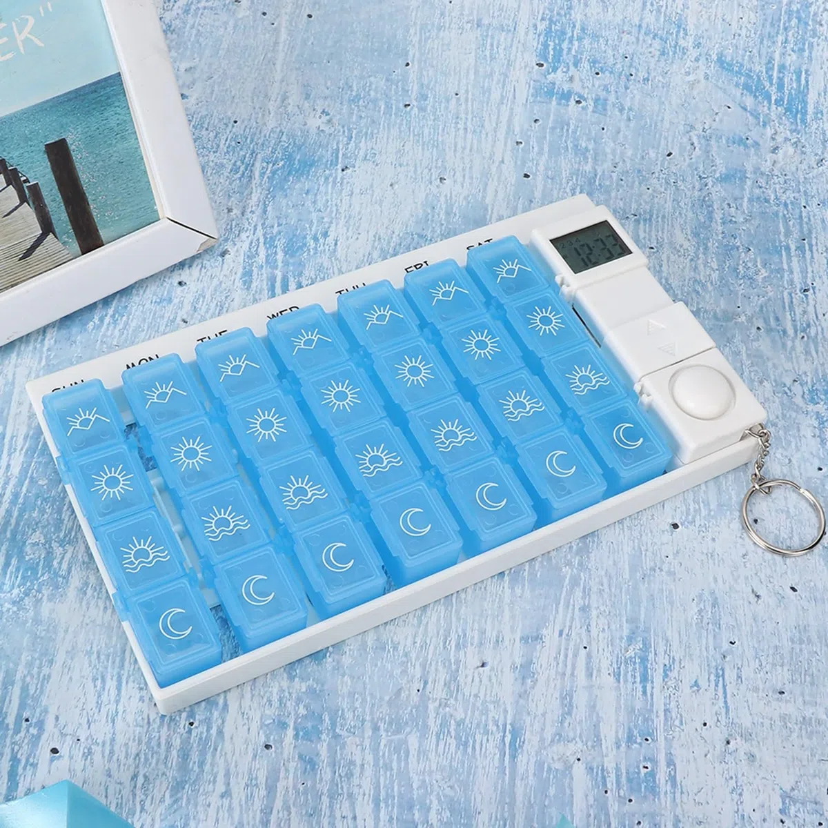 Brrnoo Dispenser automatico di pillole con promemoria elettronico, contenitore per medicinali per 7 giorni, blu