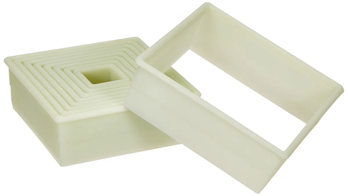IBILI Corta MASAS CUADRADO Liso (9 PC)
