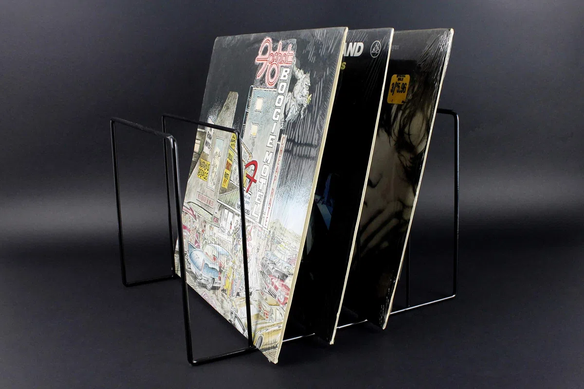 L60 Mobile scaffale contenitore espositore nero in ferro per 60 dischi LP 33 giri 12" maxi single in vinile
