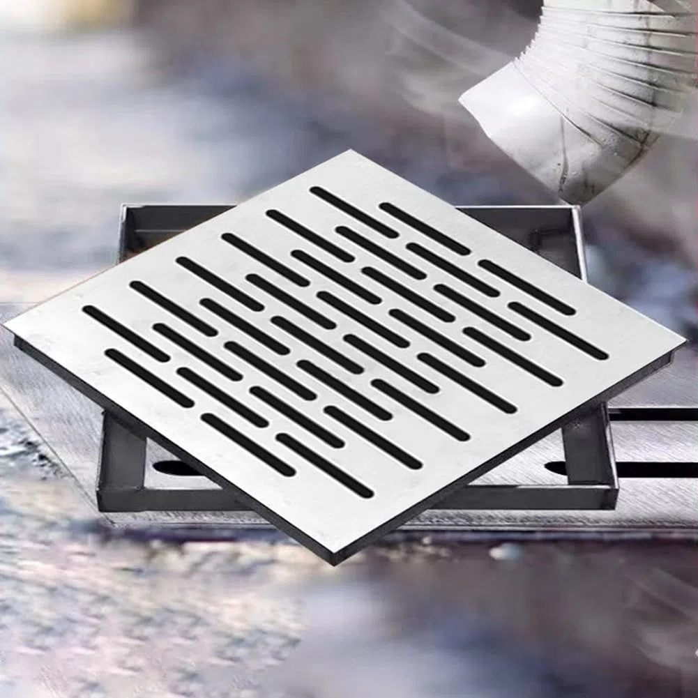 Copertura per scarico a pavimento in acciaio inox con telaio, antiscivolo, design multi-foro per drenaggio rapido, griglia esterna per strade, scuole e piazze (150 x 150 x 20 mm)