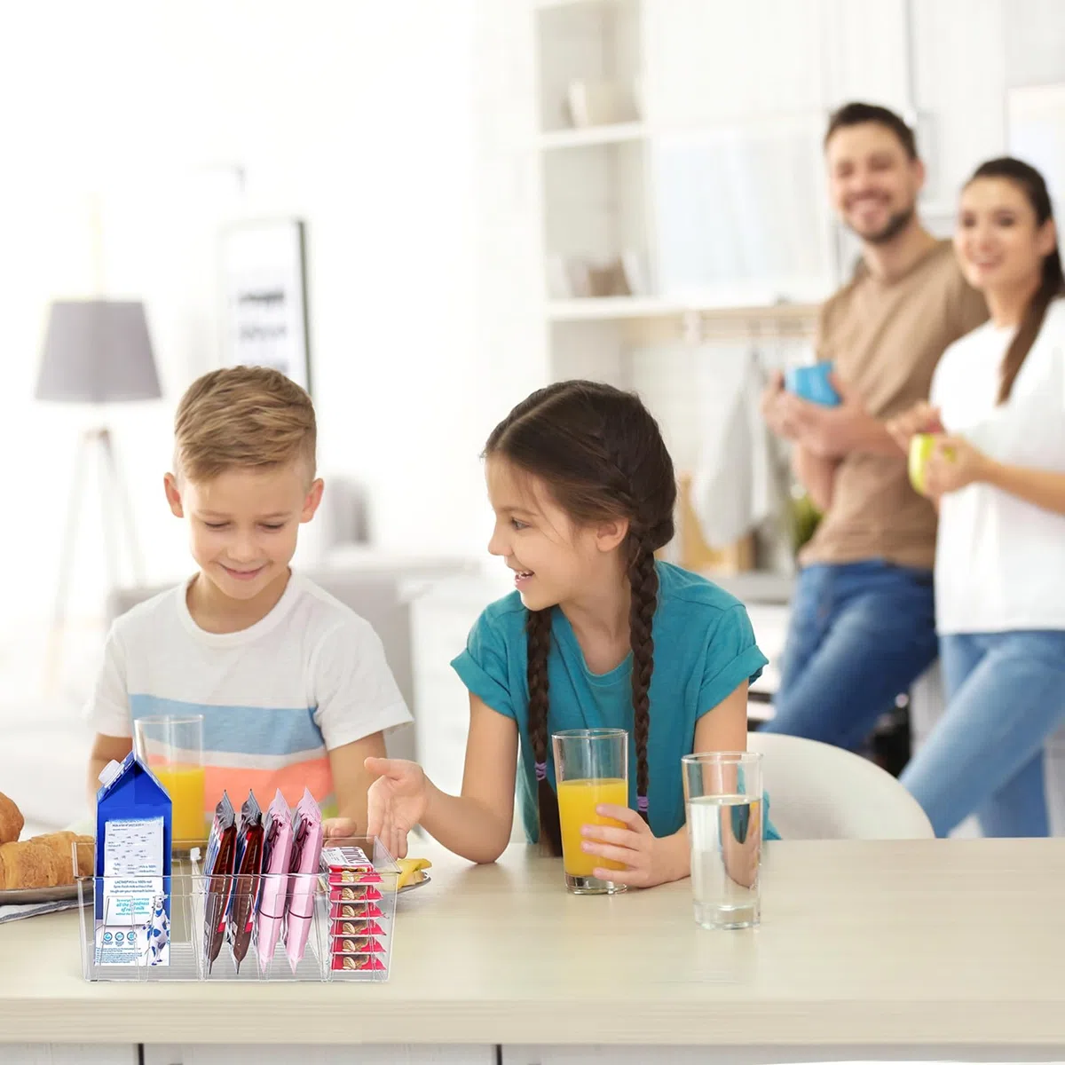 Puricon Confezione da 4 contenitori dispensa, cucina, frigorifero, piano lavoro, impilabili, plastica trasparente, divisori rimovibili, 5 scomparti snack