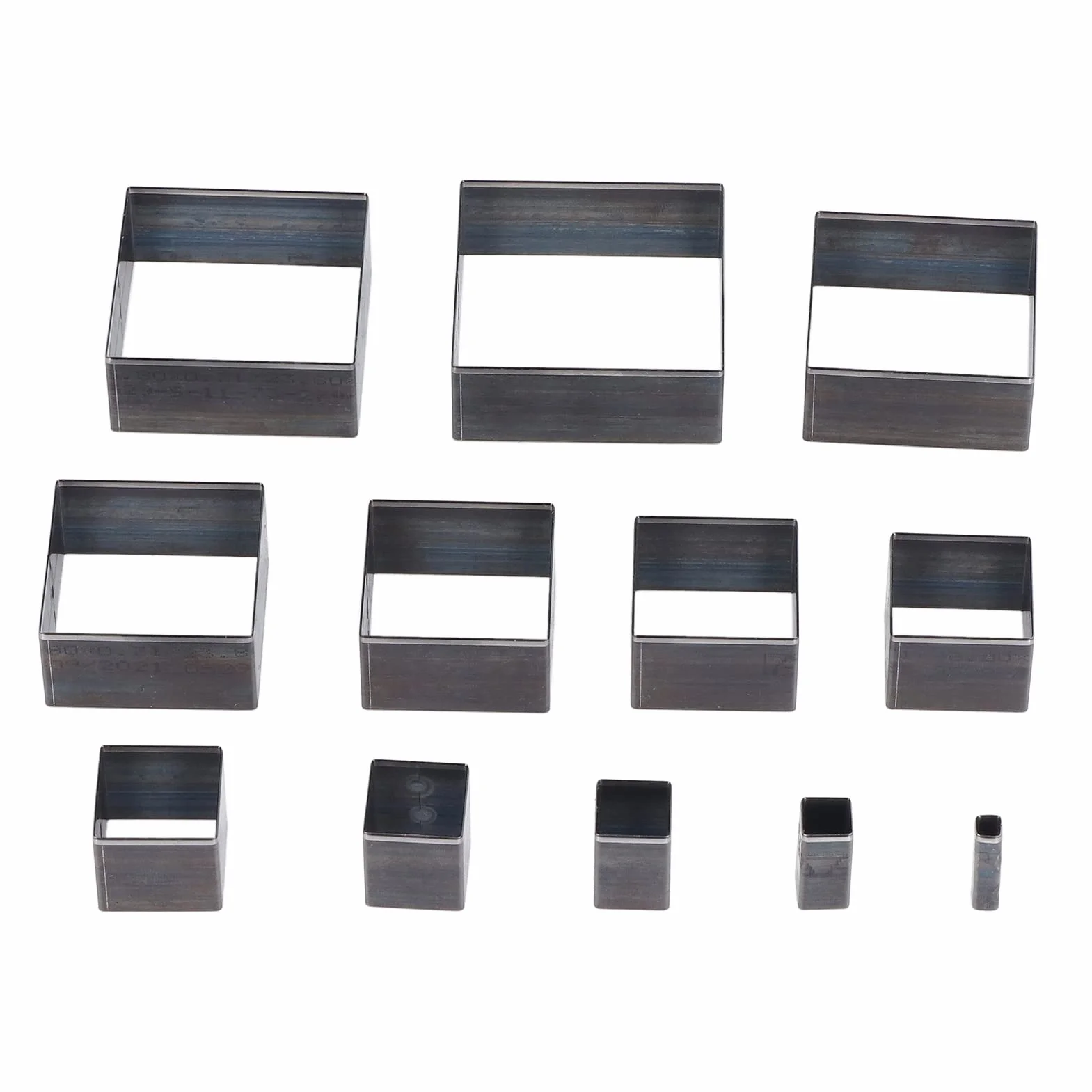12 Pezzi di Utensili per il Taglio della Pelle, Fustelle Quadrate, Kit di Fustelle per Punzonatura in Pelle Fai Te, Taglierina a Mano per Lavori Artigianali in Pelle